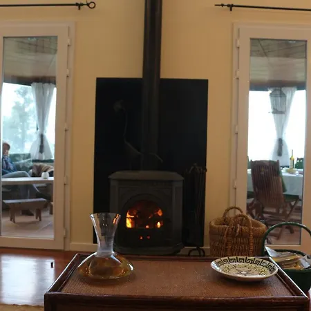 Luxury Camelia. Mountains, Golf, Horses, Levada Walks. *