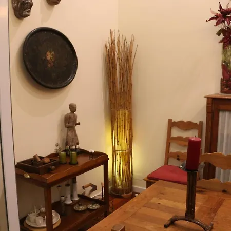 Luxury Camelia. Mountains, Golf, Horses, Levada Walks. Villa *