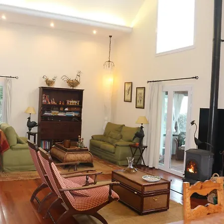 Luxury Camelia. Mountains, Golf, Horses, Levada Walks. Villa *
