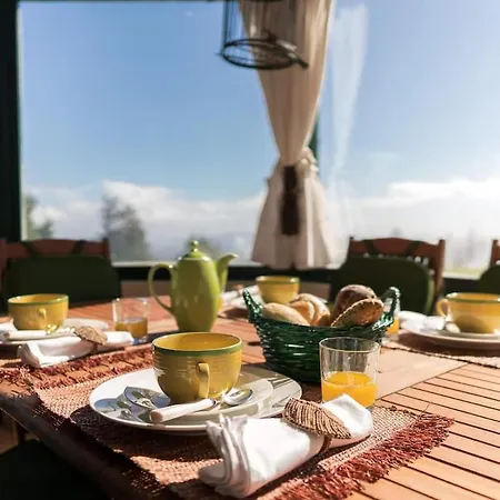 Βίλα Luxury Camelia. Mountains, Golf, Horses, Levada Walks. Santo Antonio da Serra