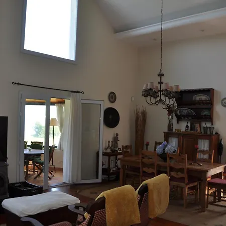 Luxury Camelia. Mountains, Golf, Horses, Levada Walks.