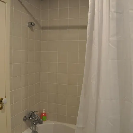 Luxury Camelia. Mountains, Golf, Horses, Levada Walks. Villa *