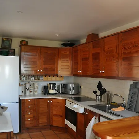 Luxury Camelia. Mountains, Golf, Horses, Levada Walks.