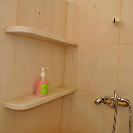 Luxury Camelia. Mountains, Golf, Horses, Levada Walks.