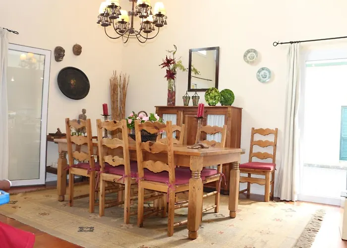 Villa Luxury Camelia. Mountains, Golf, Horses, Levada Walks. Santo Antonio da Serra