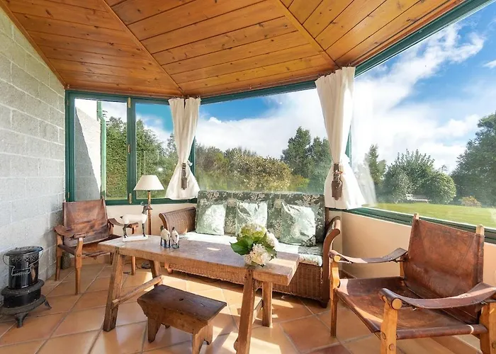 Luxury Camelia. Mountains, Golf, Horses, Levada Walks. Santo Antonio da Serra