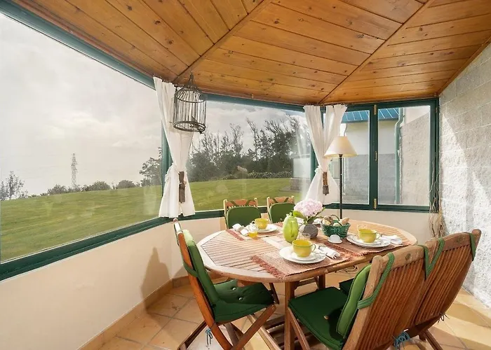 Luxury Camelia. Mountains, Golf, Horses, Levada Walks. * Santo Antonio da Serra