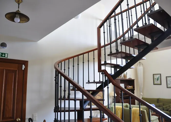 Villa Luxury Camelia. Mountains, Golf, Horses, Levada Walks.