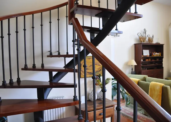 Luxury Camelia. Mountains, Golf, Horses, Levada Walks. Villa Santo Antonio da Serra