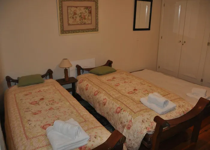 Villa Luxury Camelia. Mountains, Golf, Horses, Levada Walks.