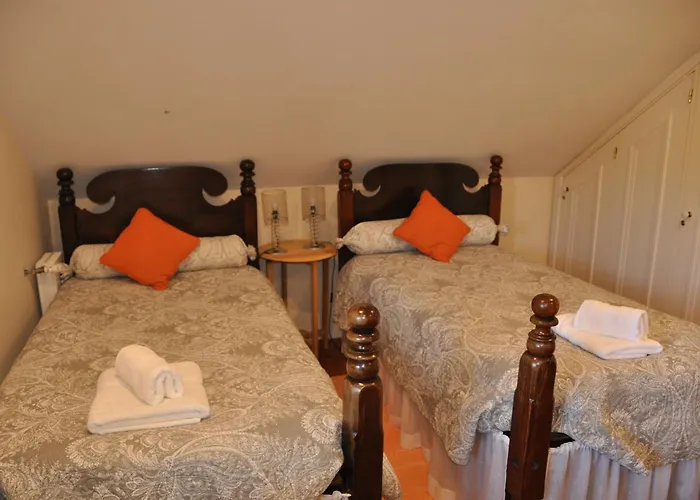 Luxury Camelia. Mountains, Golf, Horses, Levada Walks.