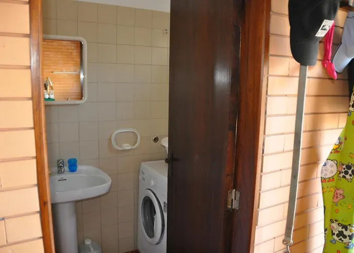 Luxury Camelia. Mountains, Golf, Horses, Levada Walks. Santo Antonio da Serra