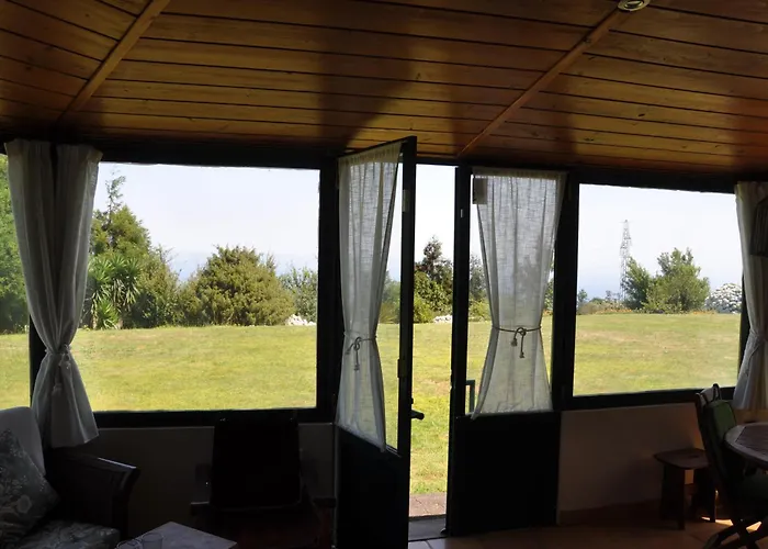 Luxury Camelia. Mountains, Golf, Horses, Levada Walks. Santo Antonio da Serra