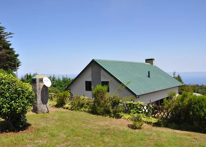 Luxury Camelia. Mountains, Golf, Horses, Levada Walks. * Santo Antonio da Serra