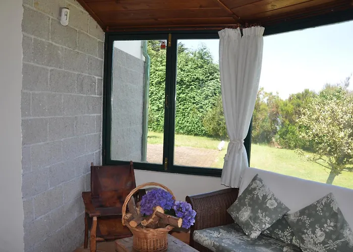 Villa Luxury Camelia. Mountains, Golf, Horses, Levada Walks.