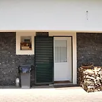 Luxury Camelia. Mountains, Golf, Horses, Levada Walks.