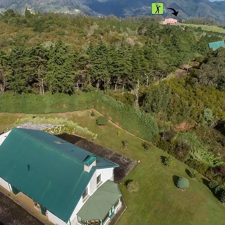 Luxury Camélia. Mountains, Golf, Horses, Levada Walks.