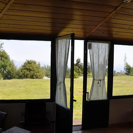 Luxury Camélia. Mountains, Golf, Horses, Levada Walks. Santo Antonio da Serra