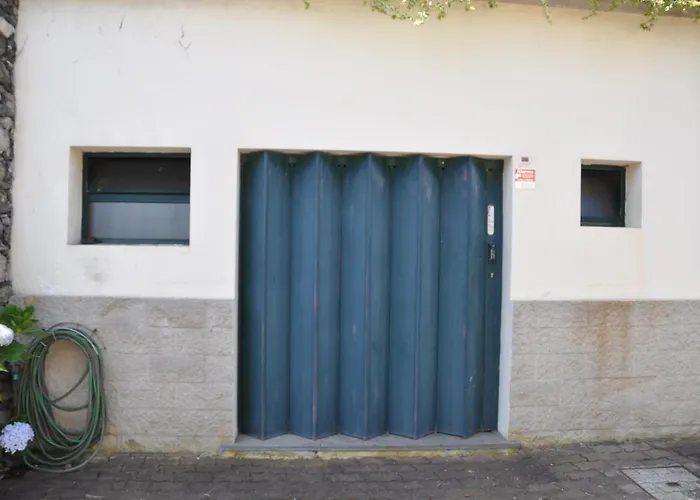 Villa Luxury Camélia. Mountains, Golf, Horses, Levada Walks. *