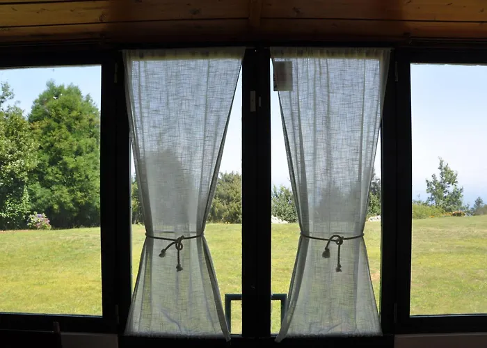 Villa Luxury Camélia. Mountains, Golf, Horses, Levada Walks. *