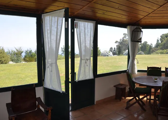 Luxury Camélia. Mountains, Golf, Horses, Levada Walks. Villa *