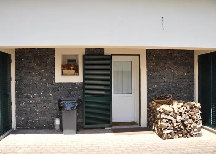 Luxury Camélia. Mountains, Golf, Horses, Levada Walks.